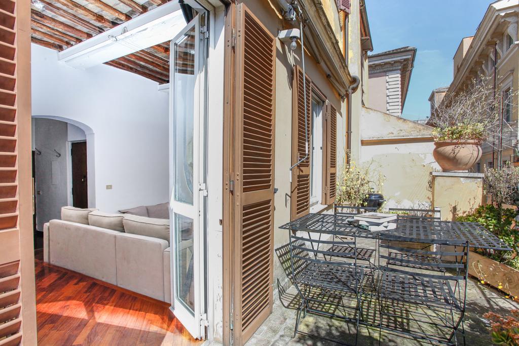 Pantheon Square Family Apartment Рим Экстерьер фото