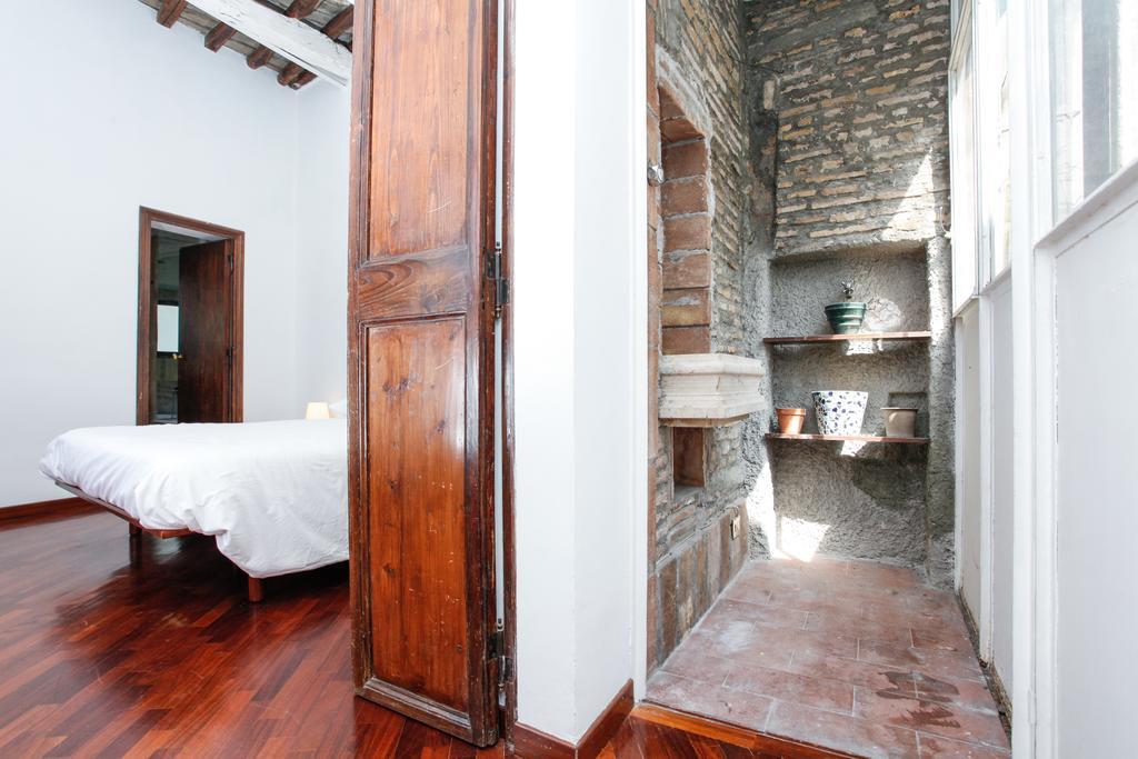 Pantheon Square Family Apartment Рим Экстерьер фото